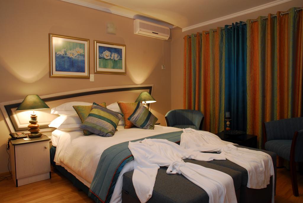 Protea Hotel By Marriott Umfolozi River Richards Bay Room photo